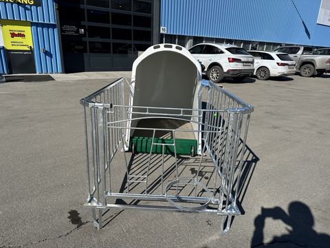 [3244-6757502-8.jpg]