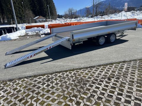 [3244-6757717-0.jpg]