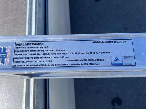 [3244-6757717-12.jpg]