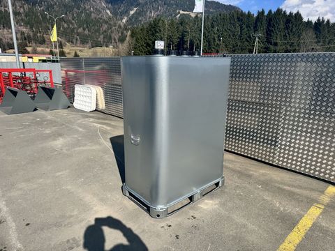 [3244-6809016-1.jpg]