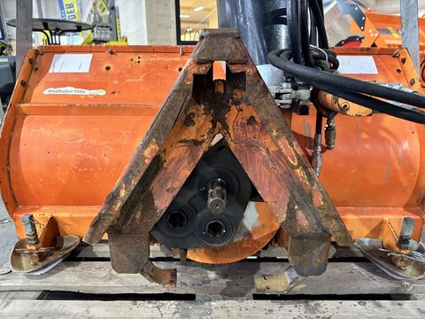 [3244-6857989-9.jpg]