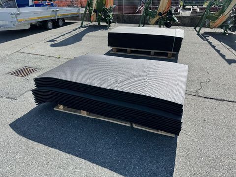[3244-7336612-1.jpg]