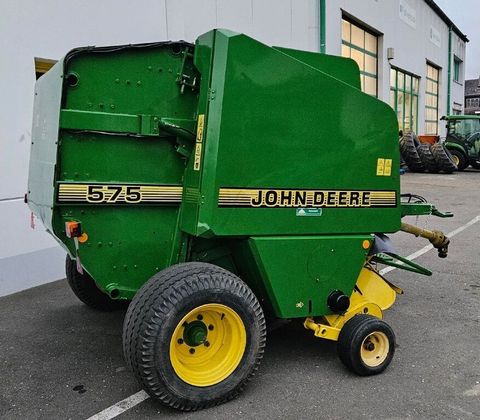 [3258-4614610-5.jpg]