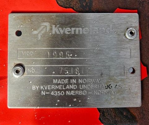 [3258-5325562-9.jpg]