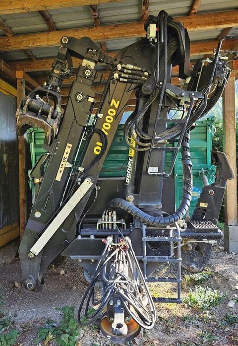 [3258-6506408-3.jpg]