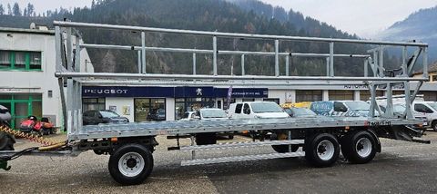 [3258-6546638-1.jpg]