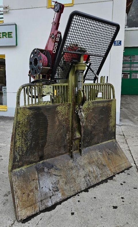 [3258-6769304-4.jpg]