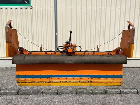 [3260-4306877-4.jpg]