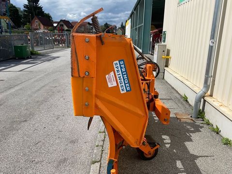 [3260-4306877-7.jpg]