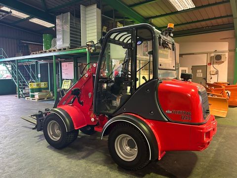 [3260-5152278-3.jpg]