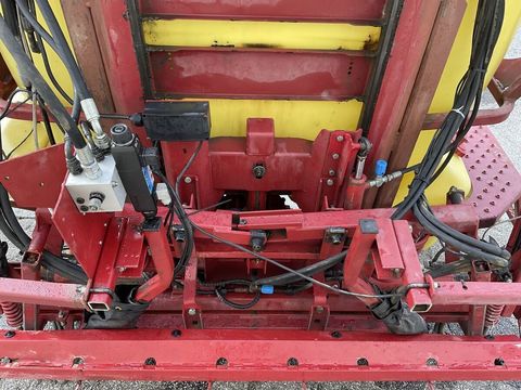 [3260-5623932-11.jpg]