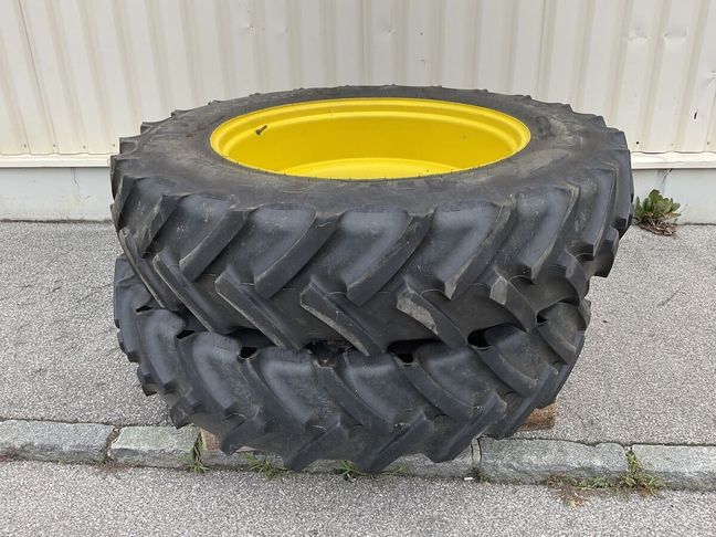 [3260-6187380-0_1.jpg]