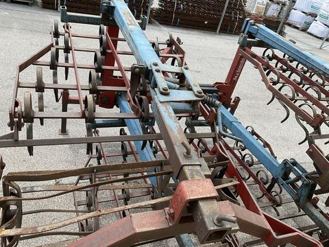 [3260-6298827-6.jpg]