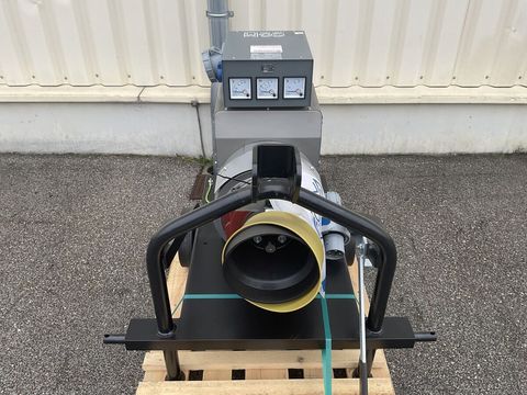 [3260-6474611-4.jpg]