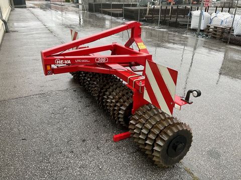 [3260-6474623-2.jpg]