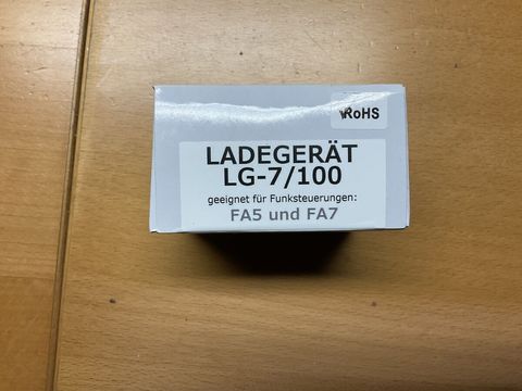 [3260-6660378-3.jpg]