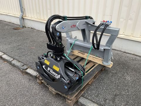 [3260-6660381-0.jpg]