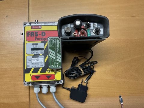 [3260-6667572-0.jpg]