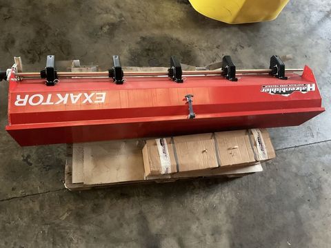 [3260-6686368-3.jpg]