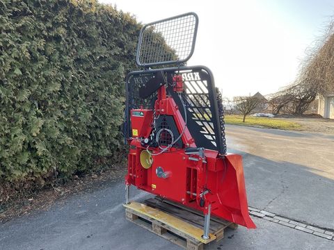 [3260-6765774-0.jpg]