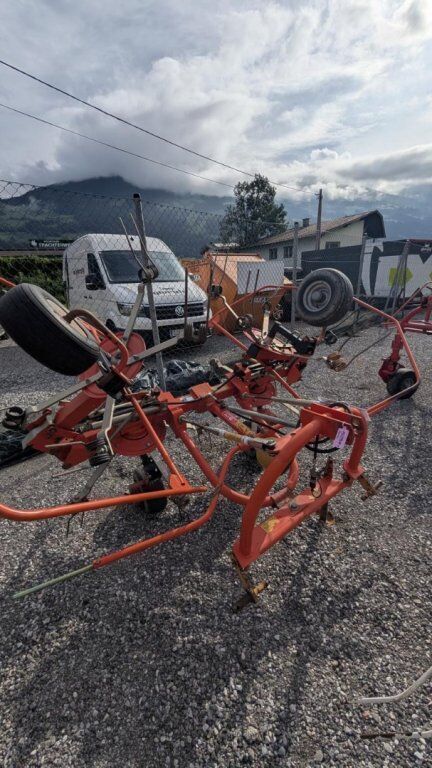 [3290-6329029-6.jpg]