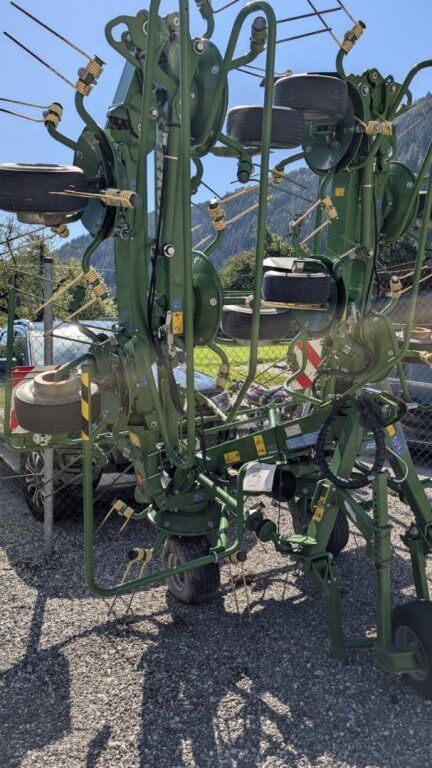 [3290-6458472-2.jpg]