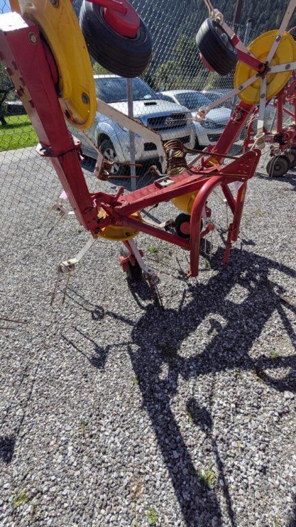 [3290-6458478-6.jpg]