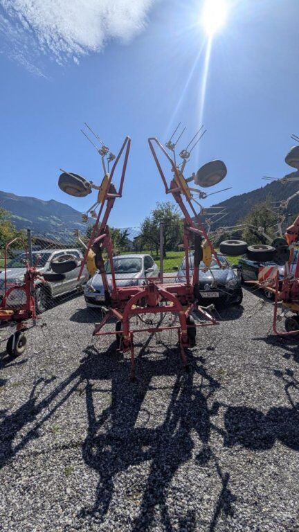 [3290-6484676-1.jpg]