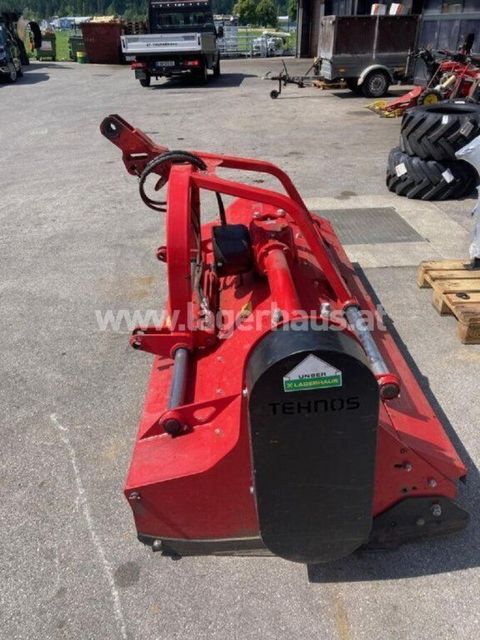 [3290-6492640-0.jpg]