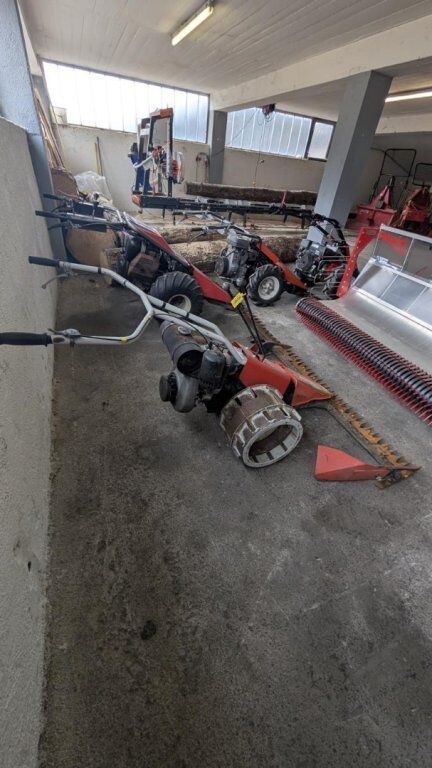 [3290-6875131-3.jpg]