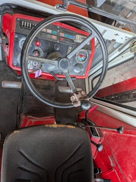 [3290-6888542-1.jpg]