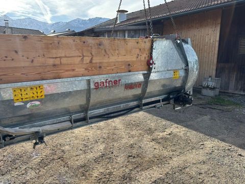 [3290-6888563-5.jpg]