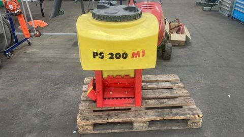 [3293-4449466-3.jpg]