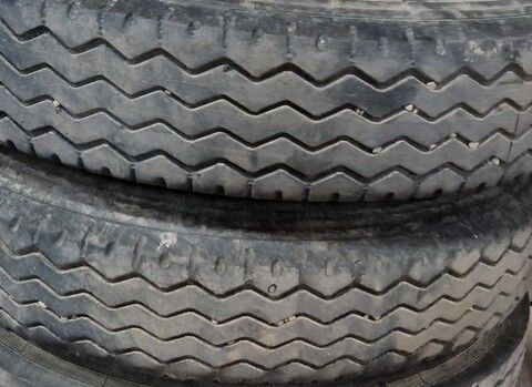 [3293-4454874-6.jpg]