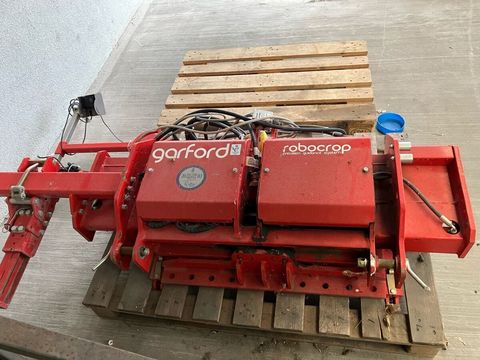 [3293-5222395-2.jpg]