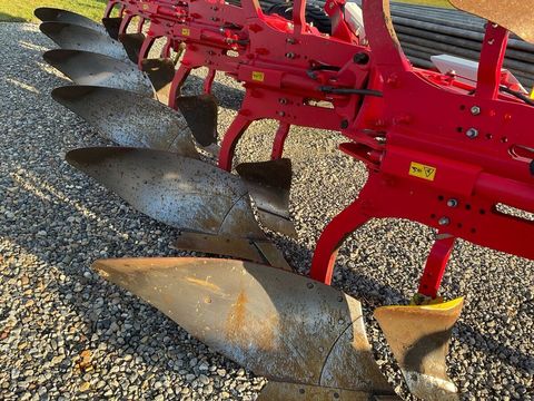 [3293-5233151-10.jpg]