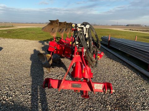 [3293-5233151-13.jpg]