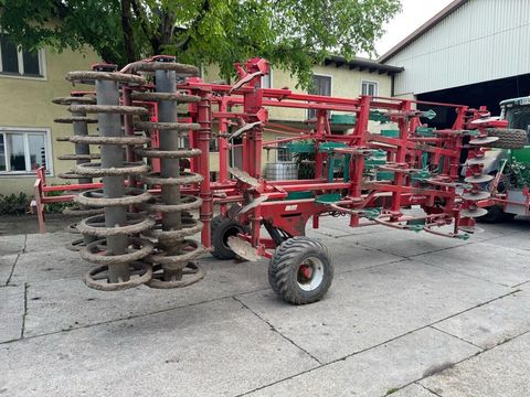 [3293-5890466-3.jpg]