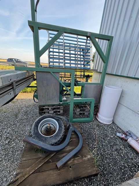 [3293-6006496-5.jpg]