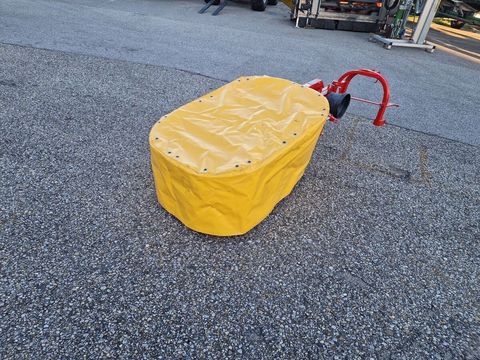 [3293-6433395-6.jpg]