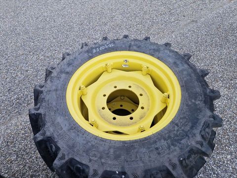 [3293-6433398-2.jpg]