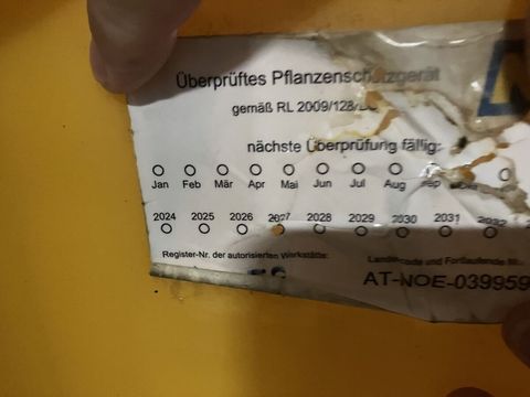 [3293-6436578-10.jpg]