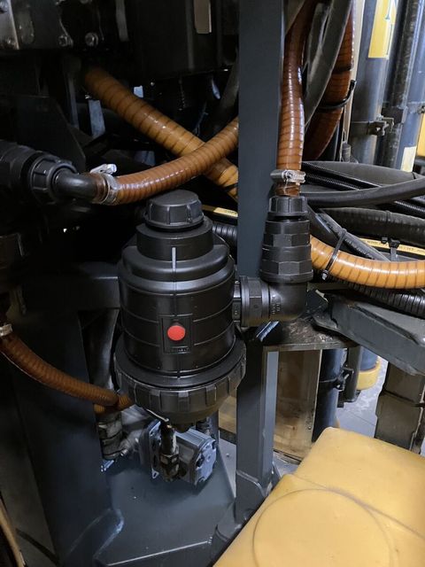 [3293-6436578-5.jpg]