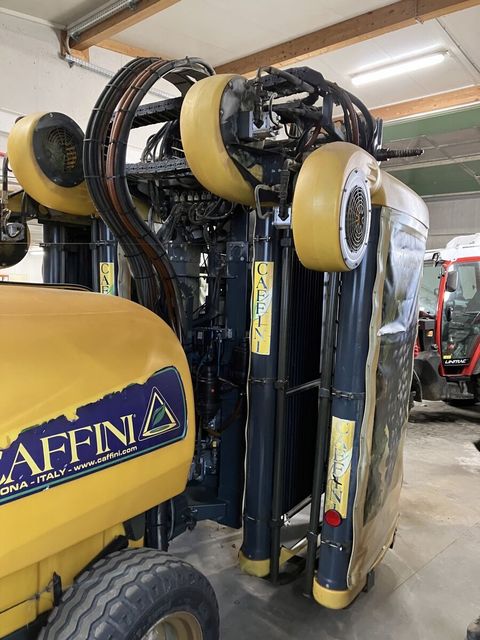 [3293-6436578-6.jpg]