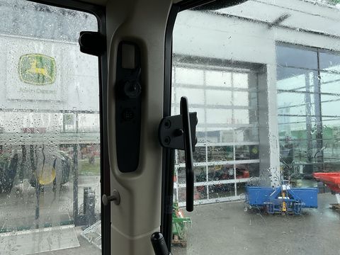 [3293-6462501-23.jpg]