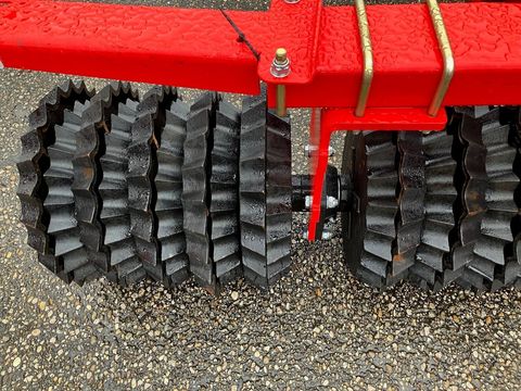 [3293-6625981-7.jpg]