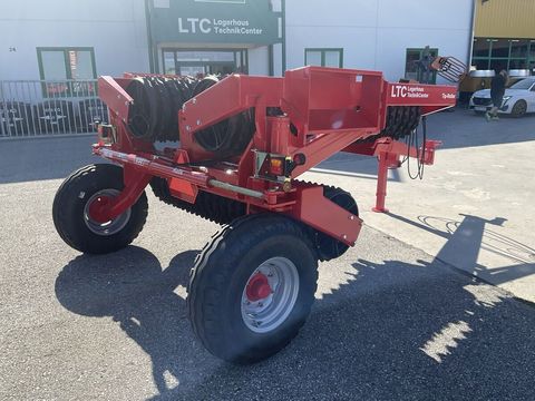 [3293-6660387-2.jpg]