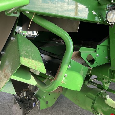 [3293-6664259-25.jpg]