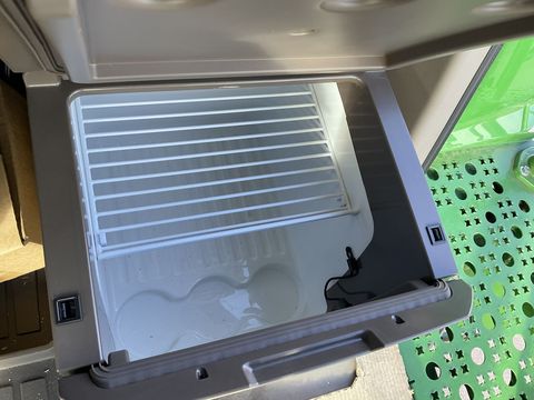 [3293-6664259-28.jpg]