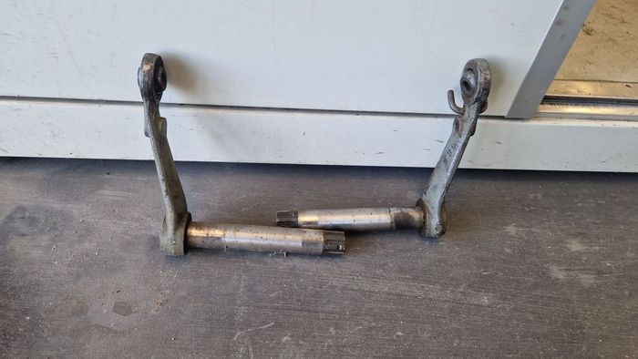 [3293-6749988-0_1.jpg]